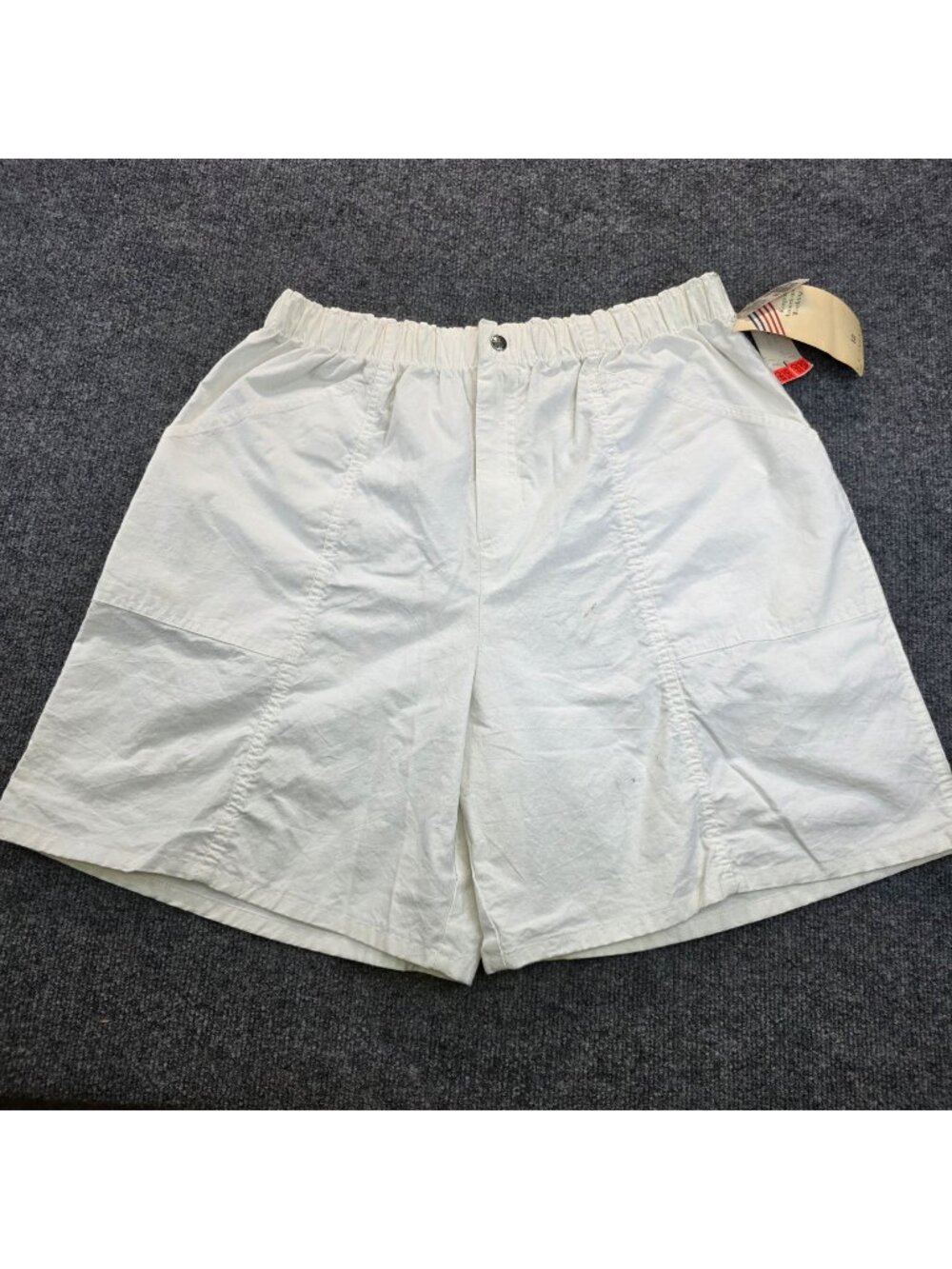 Vintage I.C. Isaacs Bermudas Shorts 18 White Deadstock Cotton Casual 90s Preppy